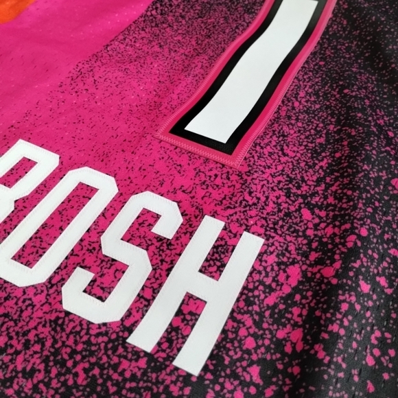 Large or XL Mitchell & Ness NBA Miami Heat Chris Bosh 2011-12 Swingman Jersey - Picture 6 of 7